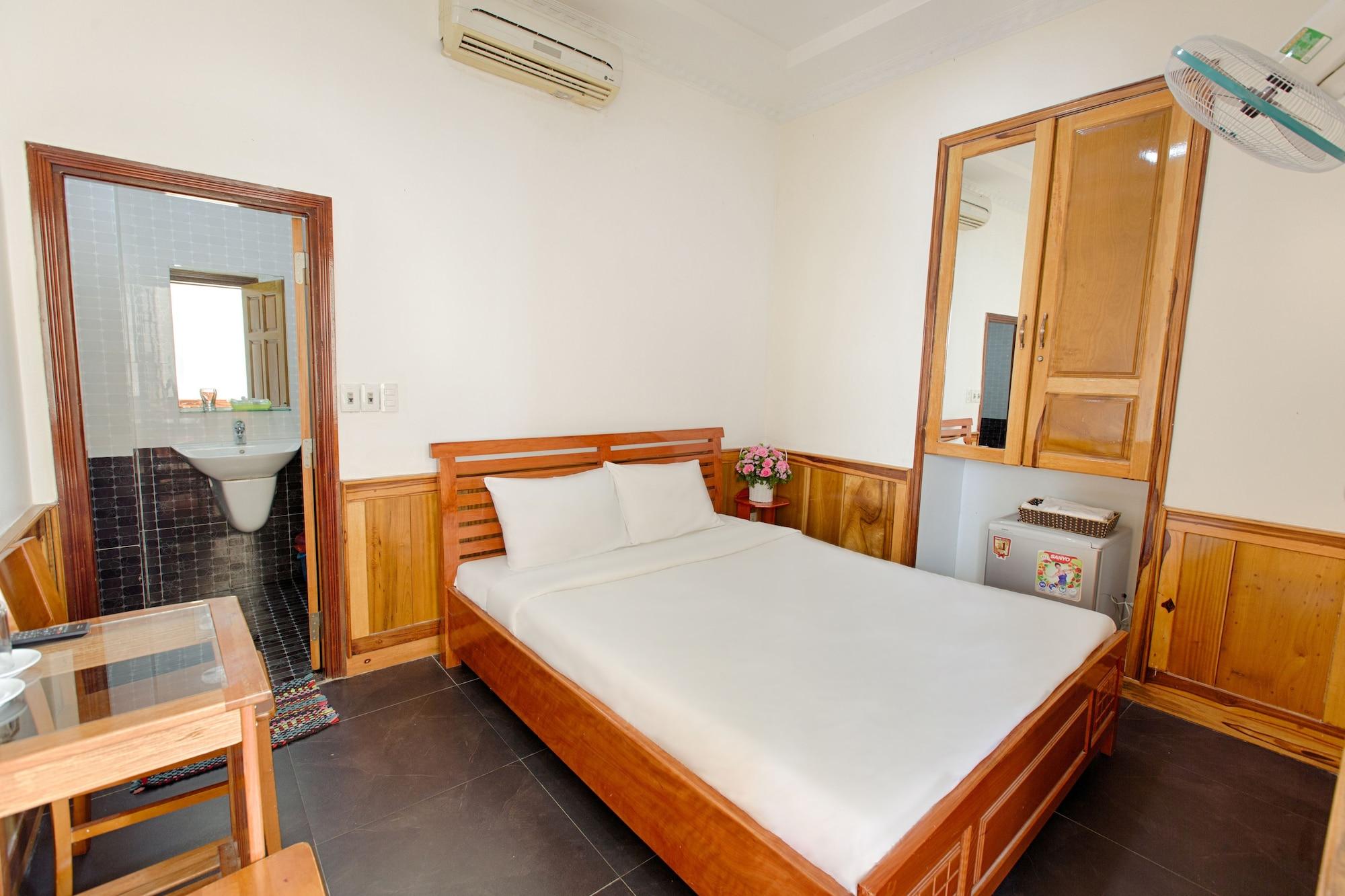 Vien Dong Hotel Дананг Екстериор снимка