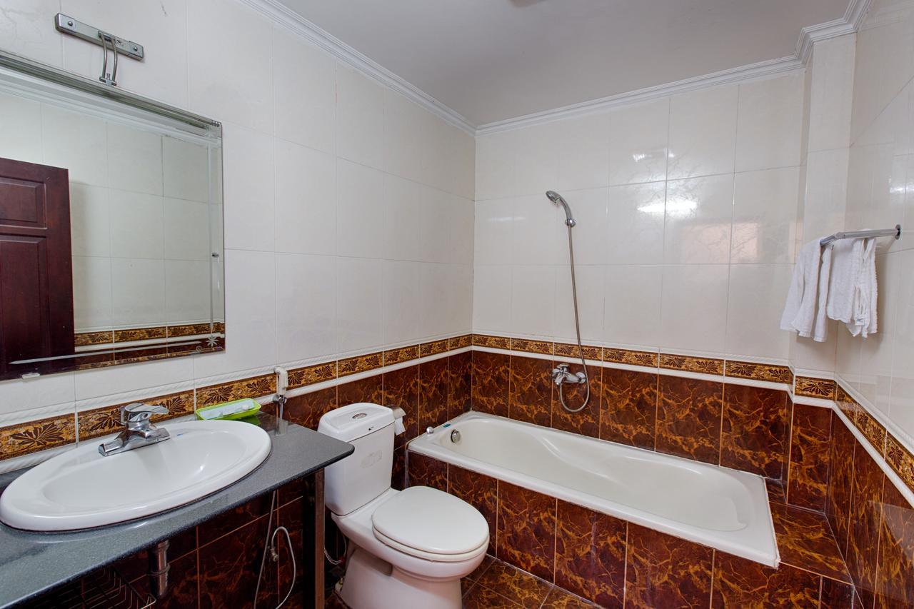 Vien Dong Hotel Дананг Екстериор снимка